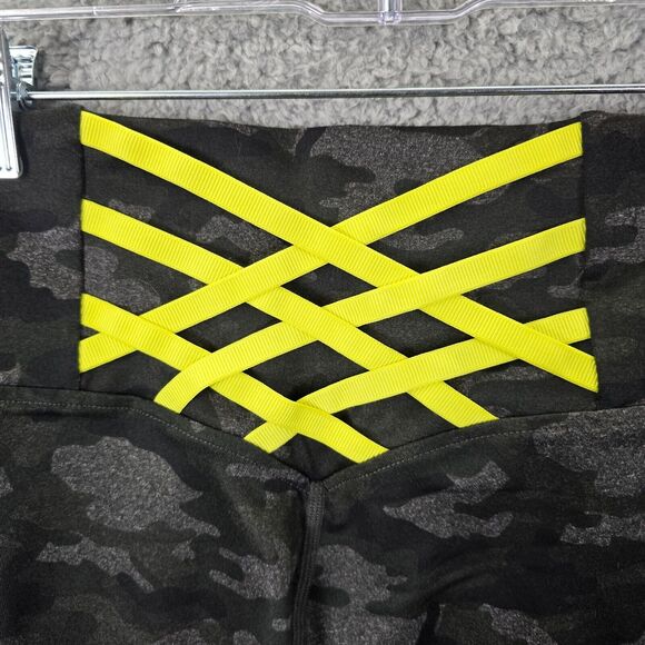 Fabletics Women's Camo Powerhold Athletic Leggings Size Medium - Picture 6 of 11